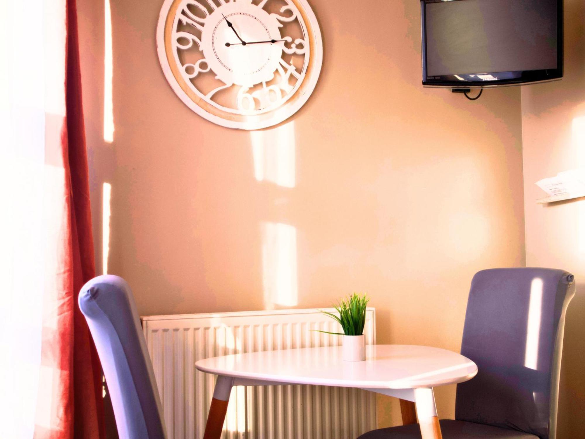 Studios & Appartements Confortables Au Centre De Bourbourg - Gare A Proximite Exterior foto